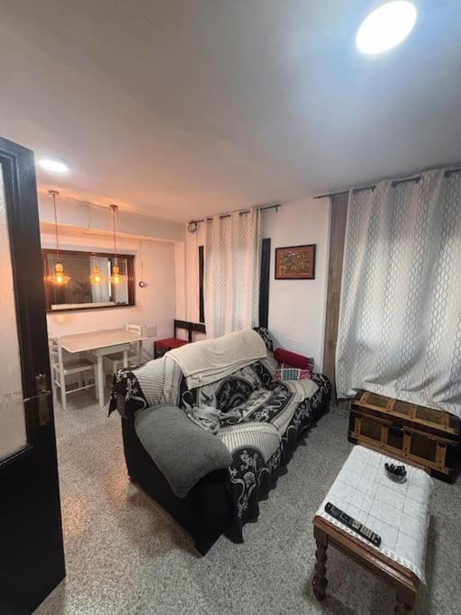 Piso En El Corazon De Alcañiz Esterno foto